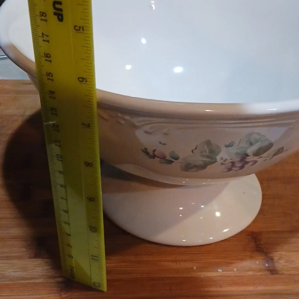 Pfaltzgraff White and Green Decorative Bowl
